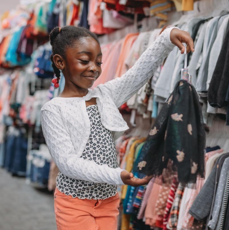 girl shopping in store